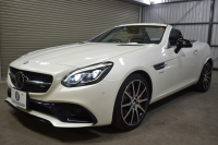 AMG SLC SLC43 ﾚｰﾀﾞｰｾｰﾌﾃｨP 367馬力 9速AT ﾏｼﾞｯｸｽｶｲﾙｰﾌ ﾋｰﾀｰ黒革 ｷｰﾚｽGO PTS AMGｴｱﾛ18AW ﾃﾞｨｽﾄﾛ Bｽﾎﾟｯﾄ LEDﾍｯﾄﾞﾗｲﾄ harman/kardon 地ﾃﾞｼﾞHDDﾅﾋﾞ Bｶﾒﾗ 2年保証