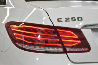 メルセデスベンツ Eクラス E250 ｸｰﾍﾟﾘﾐﾃｯﾄﾞ 80台限定 AMGｽﾎﾟｰﾂ ﾚｰﾀﾞｰｾｰﾌﾃｨP 211馬力 燃費15.5km 7速 ﾋｰﾀｰ赤革 ﾃﾞｨｽﾄﾛ Bｽﾎﾟｯﾄ Lｷｰﾌﾟ AMGｴｱﾛ18AW ｷｰﾚｽGo ﾊﾟｰｸﾄﾛ LEDﾍｯﾄﾞﾗｲﾄ  地ﾃﾞｼﾞHDDﾅﾋﾞ 360ｶﾒﾗ 2年保証