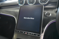 メルセデスベンツ Cクラス C220d AVG AMGﾗｲﾝ ﾚｻﾞｰｴｸｽｸﾙｰｼﾌﾞ ﾍﾞｰｼｯｸP ﾚｰﾀﾞｰｾｰﾌﾃｨP  ISG搭載 ﾊﾟﾉﾗﾏｻﾝR ﾋｰﾀｰ黒革 ﾌﾞﾙﾒS ACC BSM Lﾁｪﾝｼﾞ AMGｴｱﾛ18AW 電動ｹﾞｰﾄ ﾍｯﾄﾞｱｯﾌﾟD ｷｰGO MBUXﾅﾋﾞ360ｶﾒﾗ 2年保証
