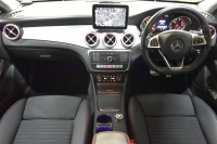メルセデスベンツ CLAクラス CLA180ｼｭｰﾃｨﾝｸﾞB AMGｽﾀｲﾙ ﾚｰﾀﾞｰｾｰﾌﾃｨP 後期型  ﾊﾟﾉﾗﾏｻﾝﾙｰﾌ ﾋｰﾀｰ革 ｷｰﾚｽGo ﾃﾞｨｽﾄﾛ Bｽﾎﾟｯﾄ AMGｴｱﾛ18AW LEDﾍｯﾄﾞ PTS 地ﾃﾞｼﾞBｶﾒﾗ 2年保証