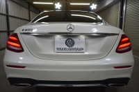 メルセデスベンツ Eクラス E200 AVGｽﾎﾟｰﾂ ﾚｻﾞｰｴｸｽｸﾙｰｼﾌﾞ ﾚｰﾀﾞｰｾｰﾌﾃｨP ﾊﾟﾉﾗﾏｻﾝﾙｰﾌ ﾋｰﾀｰ革 ﾌﾞﾙﾒｽﾀｰｻｳﾝﾄﾞ ｴｱﾊﾞﾗﾝｽP HUD AMGｴｱﾛ19AW ﾃﾞｨｽﾄﾛﾆｯｸ ﾌﾞﾗｲﾝﾄﾞｽﾎﾟｯﾄ ﾚｰﾝｷｰﾌﾟ ﾅﾋﾞTV 360ｶﾒﾗ ｷｰﾚｽｺﾞｰ 2年保証