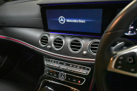 メルセデスベンツ Eクラス E200 AVGｽﾎﾟｰﾂ ﾚｻﾞｰｴｸｽｸﾙｰｼﾌﾞ ﾚｰﾀﾞｰｾｰﾌﾃｨP ﾊﾟﾉﾗﾏｻﾝﾙｰﾌ ﾋｰﾀｰ革 ﾌﾞﾙﾒｽﾀｰｻｳﾝﾄﾞ ｴｱﾊﾞﾗﾝｽP HUD AMGｴｱﾛ19AW ﾃﾞｨｽﾄﾛﾆｯｸ ﾌﾞﾗｲﾝﾄﾞｽﾎﾟｯﾄ ﾚｰﾝｷｰﾌﾟ ﾅﾋﾞTV 360ｶﾒﾗ ｷｰﾚｽｺﾞｰ 2年保証