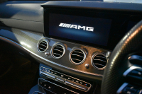 AMG Eクラス E53 4ﾏﾁｯｸ+ ｴｸｽｸﾙｰｼﾌﾞ ﾚｰﾀﾞｰｾｰﾌﾃｨP 後期型 3.0ﾘｯﾀｰ/435馬力 4WD ﾊﾟﾉﾗﾏｻﾝﾙｰﾌ ﾋｰﾀｰｸｰﾗｰ黒革 ﾃﾞｨｽﾄﾛ BSM Lﾁｪﾝｼﾞ AMGｴｱﾛ20AW ｷｰﾚｽGO PTS ﾌﾞﾙﾒｽﾀｰ HUD 電動ﾄﾗﾝｸ LEDﾍｯﾄﾞﾗｲﾄ 地ﾃﾞｼﾞﾅﾋﾞ 360ｶﾒﾗ 2年保証