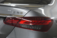 AMG Eクラス E53 4ﾏﾁｯｸ+ ｴｸｽｸﾙｰｼﾌﾞ ﾚｰﾀﾞｰｾｰﾌﾃｨP 後期型 3.0ﾘｯﾀｰ/435馬力 4WD ﾊﾟﾉﾗﾏｻﾝﾙｰﾌ ﾋｰﾀｰｸｰﾗｰ黒革 ﾃﾞｨｽﾄﾛ BSM Lﾁｪﾝｼﾞ AMGｴｱﾛ20AW ｷｰﾚｽGO PTS ﾌﾞﾙﾒｽﾀｰ HUD 電動ﾄﾗﾝｸ LEDﾍｯﾄﾞﾗｲﾄ 地ﾃﾞｼﾞﾅﾋﾞ 360ｶﾒﾗ 2年保証