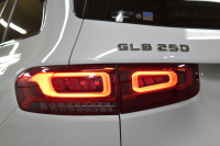 メルセデスベンツ GLB GLB250 4ﾏﾁｯｸ ｽﾎﾟｰﾂ AMGﾗｲﾝ ﾅﾋﾞｹﾞｰｼｮﾝP ﾅｲﾄP ﾚｰﾀﾞｰｾｰﾌﾃｨP 革 AMGｴｱﾛ20AW MBUXﾅﾋﾞTV 360ｶﾒﾗ ﾜｲﾔﾚｽﾁｬｰｼﾞ ﾌｯﾄｹﾞｰﾄ ﾃﾞｨｽﾄﾛ ﾌﾞﾗｲﾝﾄﾞS ﾚｰﾝｷｰﾌﾟ ｷｰﾚｽｺﾞｰ 3列ｼｰﾄ7人乗 2年保証