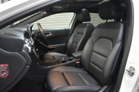 メルセデスベンツ GLA GLA220 4M ﾌﾟﾚﾐｱﾑP ﾚｰﾀﾞｰｾｰﾌﾃｨP 後期 4WD ﾊﾟﾉﾗﾏｻﾝﾙｰﾌ ﾊｰﾏﾝｶｰﾄﾞﾝｻｳﾝﾄﾞ ﾏﾙﾁｶﾗｰｱﾝﾋﾞｴﾝﾄ 革 ﾅﾋﾞTV ﾃﾞｨｽﾄﾛ ﾌﾞﾗｲﾝﾄﾞS ﾚｰﾝｷｰﾌﾟ ﾌｯﾄｹﾞｰﾄ ﾊﾞｯｸｶﾒﾗ ｷｰﾚｽｺﾞｰ 2年保証