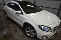 メルセデスベンツ GLA GLA220 4M ﾌﾟﾚﾐｱﾑP ﾚｰﾀﾞｰｾｰﾌﾃｨP 後期 4WD ﾊﾟﾉﾗﾏｻﾝﾙｰﾌ ﾊｰﾏﾝｶｰﾄﾞﾝｻｳﾝﾄﾞ ﾏﾙﾁｶﾗｰｱﾝﾋﾞｴﾝﾄ 革 ﾅﾋﾞTV ﾃﾞｨｽﾄﾛ ﾌﾞﾗｲﾝﾄﾞS ﾚｰﾝｷｰﾌﾟ ﾌｯﾄｹﾞｰﾄ ﾊﾞｯｸｶﾒﾗ ｷｰﾚｽｺﾞｰ 2年保証