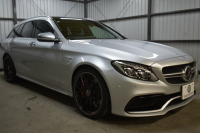 AMG Cクラス C63Sﾜｺﾞﾝ ﾚｰﾀﾞｰｾｰﾌﾃｨP V8ﾂｲﾝﾀｰﾎﾞ/510馬力 右ﾊﾝﾄﾞﾙ ﾊﾟﾉﾗﾏｻﾝﾙｰﾌ 専用19AW AMGﾊﾟﾌｫｰﾏﾝｽ/黒革/ｽﾃｱﾘﾝｸﾞ/ｴｸﾞｿﾞｰｽﾄ ﾌﾞﾙﾒｽﾀｰ HUD ｴｱﾊﾞﾗﾝｽP ﾃﾞｨｽﾄﾛﾆｯｸ ﾌﾞﾗｲﾝﾄﾞS ﾚｰﾝｷｰﾌﾟ ﾅﾋﾞTV Bｶﾒﾗ ﾌｯﾄｹﾞｰﾄ ｷｰGO 2年保証