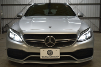AMG Cクラス C63Sﾜｺﾞﾝ ﾚｰﾀﾞｰｾｰﾌﾃｨP V8ﾂｲﾝﾀｰﾎﾞ/510馬力 右ﾊﾝﾄﾞﾙ ﾊﾟﾉﾗﾏｻﾝﾙｰﾌ 専用19AW AMGﾊﾟﾌｫｰﾏﾝｽ/黒革/ｽﾃｱﾘﾝｸﾞ/ｴｸﾞｿﾞｰｽﾄ ﾌﾞﾙﾒｽﾀｰ HUD ｴｱﾊﾞﾗﾝｽP ﾃﾞｨｽﾄﾛﾆｯｸ ﾌﾞﾗｲﾝﾄﾞS ﾚｰﾝｷｰﾌﾟ ﾅﾋﾞTV Bｶﾒﾗ ﾌｯﾄｹﾞｰﾄ ｷｰGO 2年保証