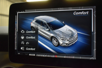 メルセデスベンツ GLA GLA220 4M ﾚｻﾞｰEXC ﾚｰﾀﾞｰSP  後期型 184馬力 4WD  ﾊﾟﾉﾗﾏｻﾝﾙｰﾌ ﾋｰﾀｰ黒革 ﾃﾞｨｽﾄﾛ Bｽﾎﾟｯﾄ 専用18AW&ﾊﾞﾝﾊﾟｰ 駐車支援 ｷｰGO ﾊｰﾏﾝK PTS ﾌｯﾄｹﾞｰﾄ 地ﾃﾞｼﾞBｶﾒﾗ 2年保証