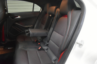 AMG Aクラス A45 4ﾏﾁｯｸ ﾚｰﾀﾞｰSP 後期型 381馬力 4WD AMG7速DCT ﾊﾟﾉﾗﾏｻﾝﾙｰﾌ ﾋｰﾀｰ黒革 ﾃﾞｨｽﾄﾛ Bｽﾎﾟｯﾄ Lｷｰﾌﾟ AMGｴｱﾛ18AW ｷｰﾚｽGO ﾊﾟｰｸﾄﾛ 8ｲﾝﾁﾓﾆﾀｰ 地ﾃﾞｼﾞHDDBﾅﾋﾞBｶﾒﾗ 2年保証